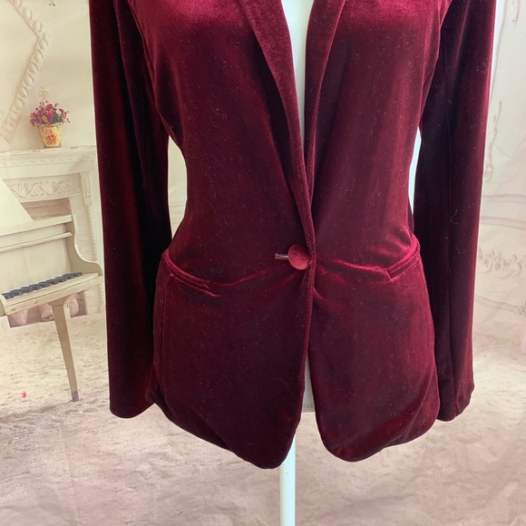 SOLD Tahari Asl One Button Red Velvet Velour Blaz - Picture 5 of 11